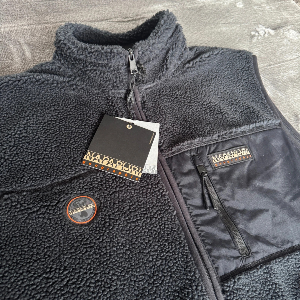 Napapijri black fleece vest with logo patch and zippered pockets, size 3XL.