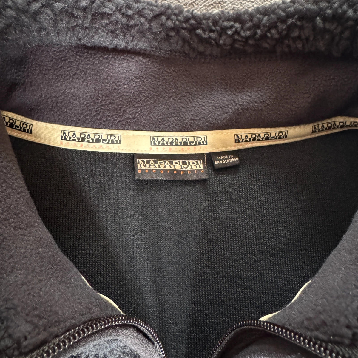 Napapijri black fleece vest with logo patch and zippered pockets, size 3XL.