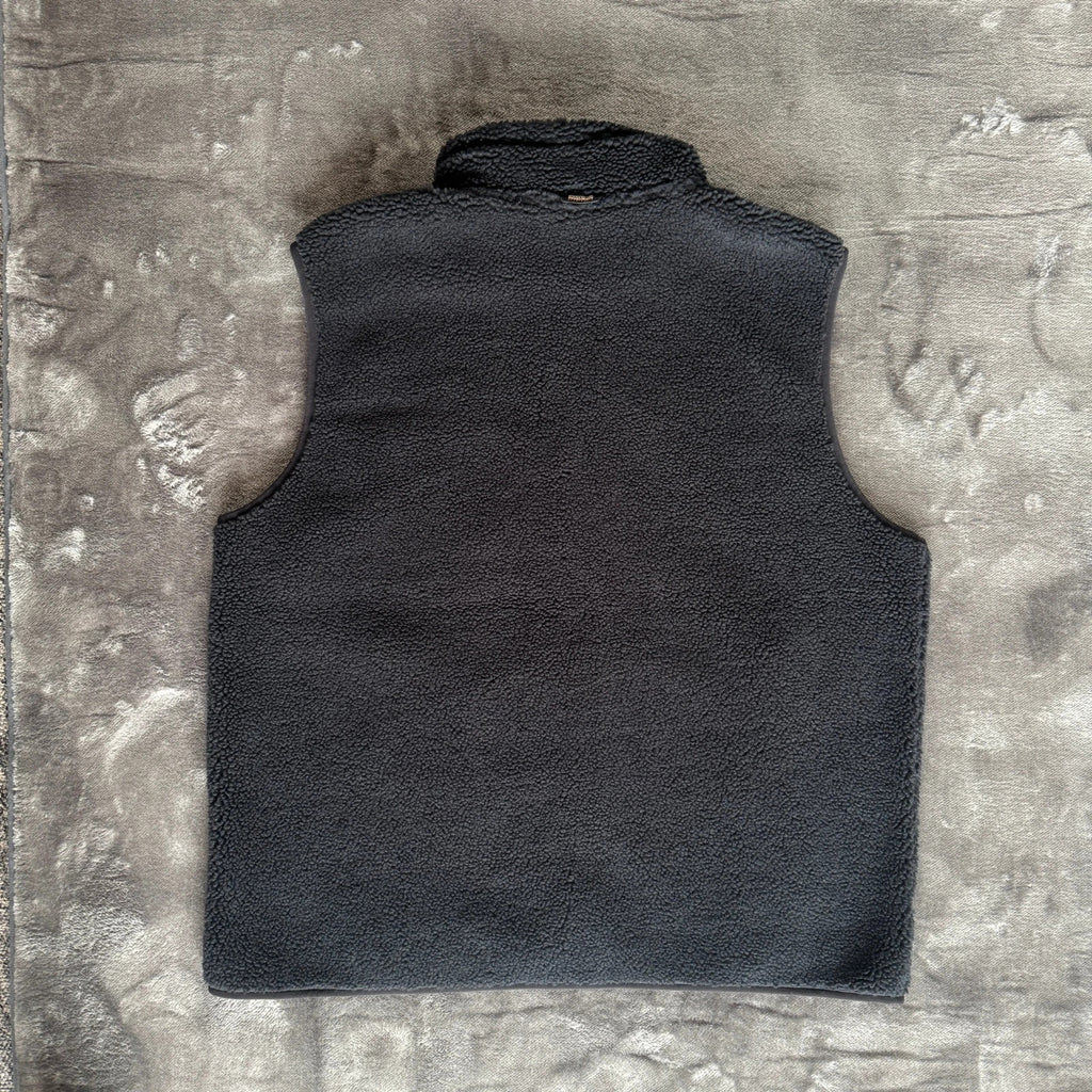 Napapijri black fleece vest with logo patch and zippered pockets, size 3XL.