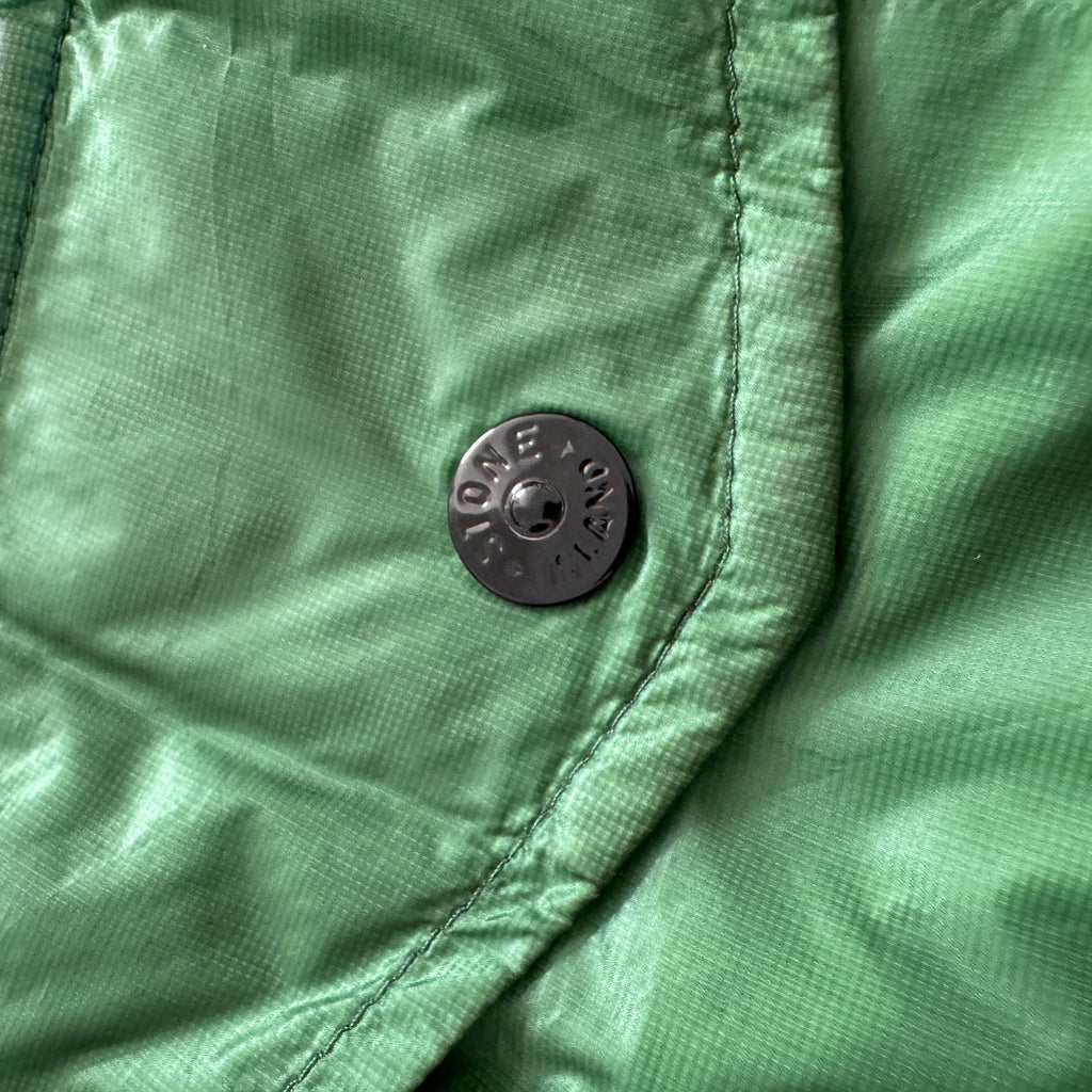 Authentic Stone Island Men’s Micro Ripstop Tyvek Shield Jacket – Green – Medium