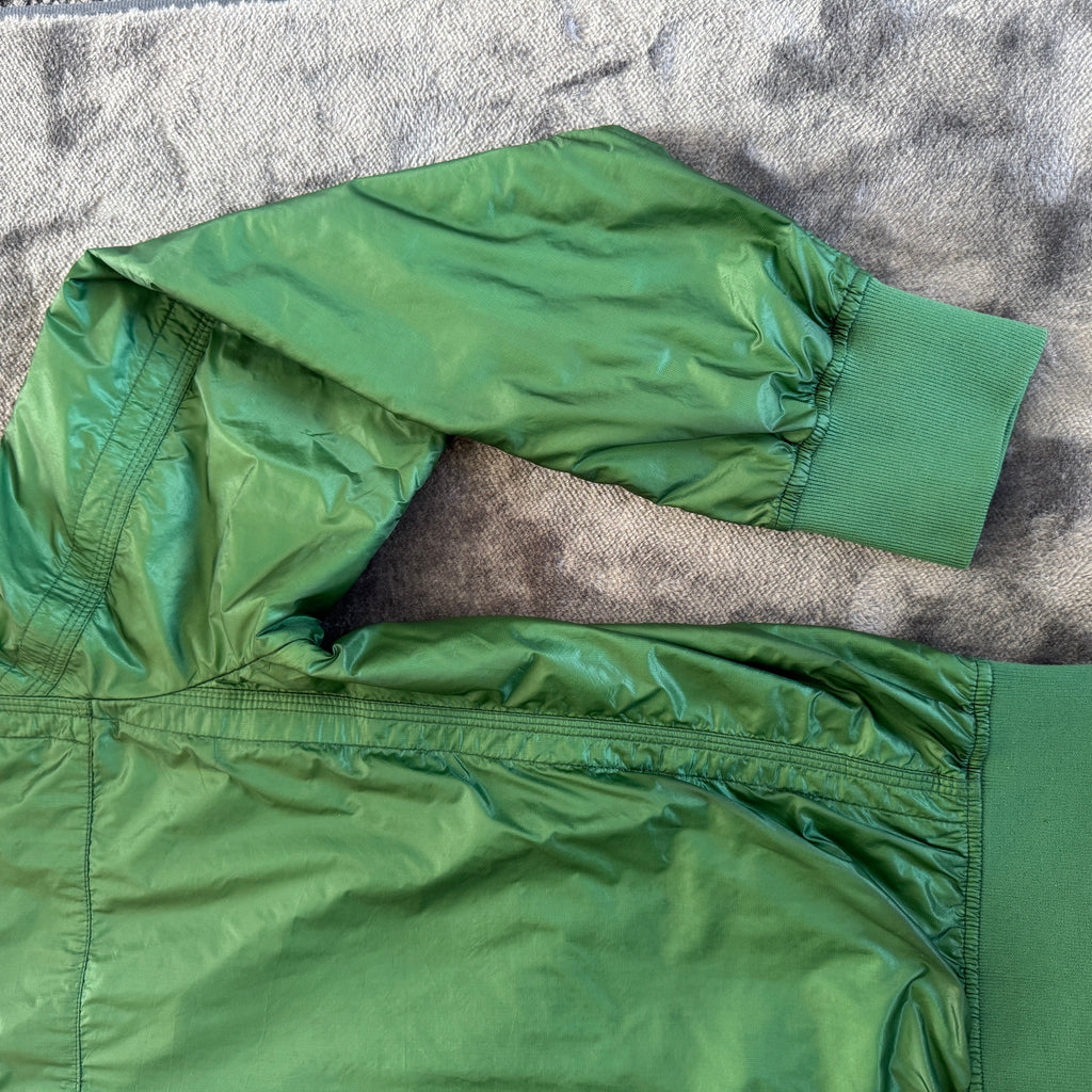 Authentic Stone Island Men’s Micro Ripstop Tyvek Shield Jacket – Green – Medium
