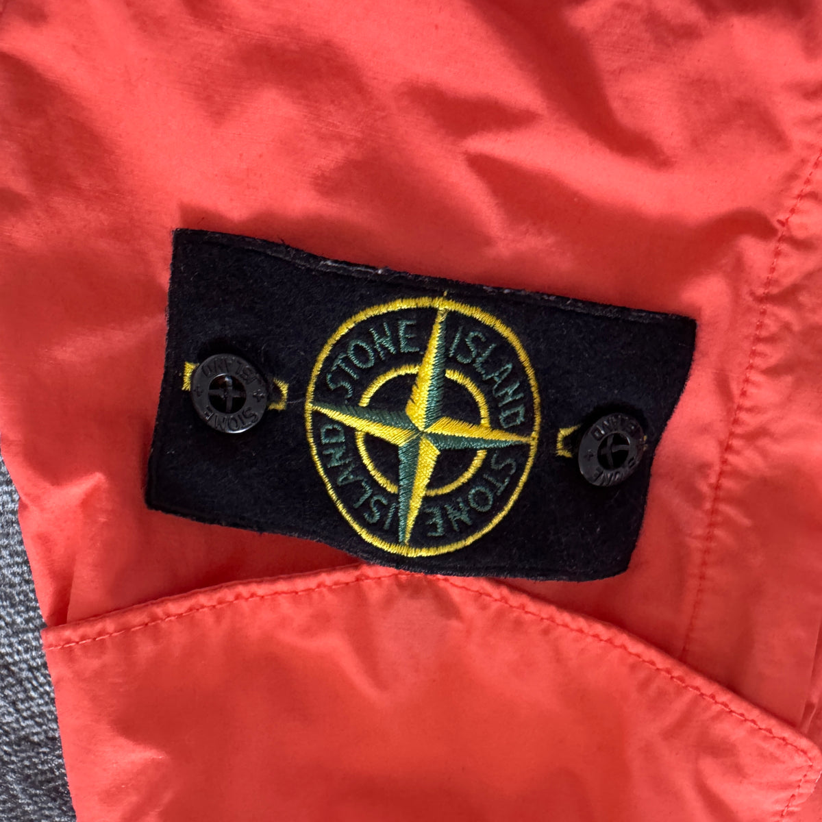 Stone Island Naslan Light Watro Hooded Jacket – Medium - Coral