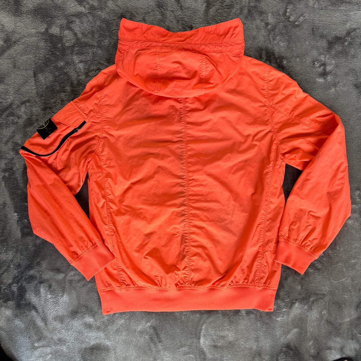 Stone Island Naslan Light Watro Hooded Jacket – Medium - Coral