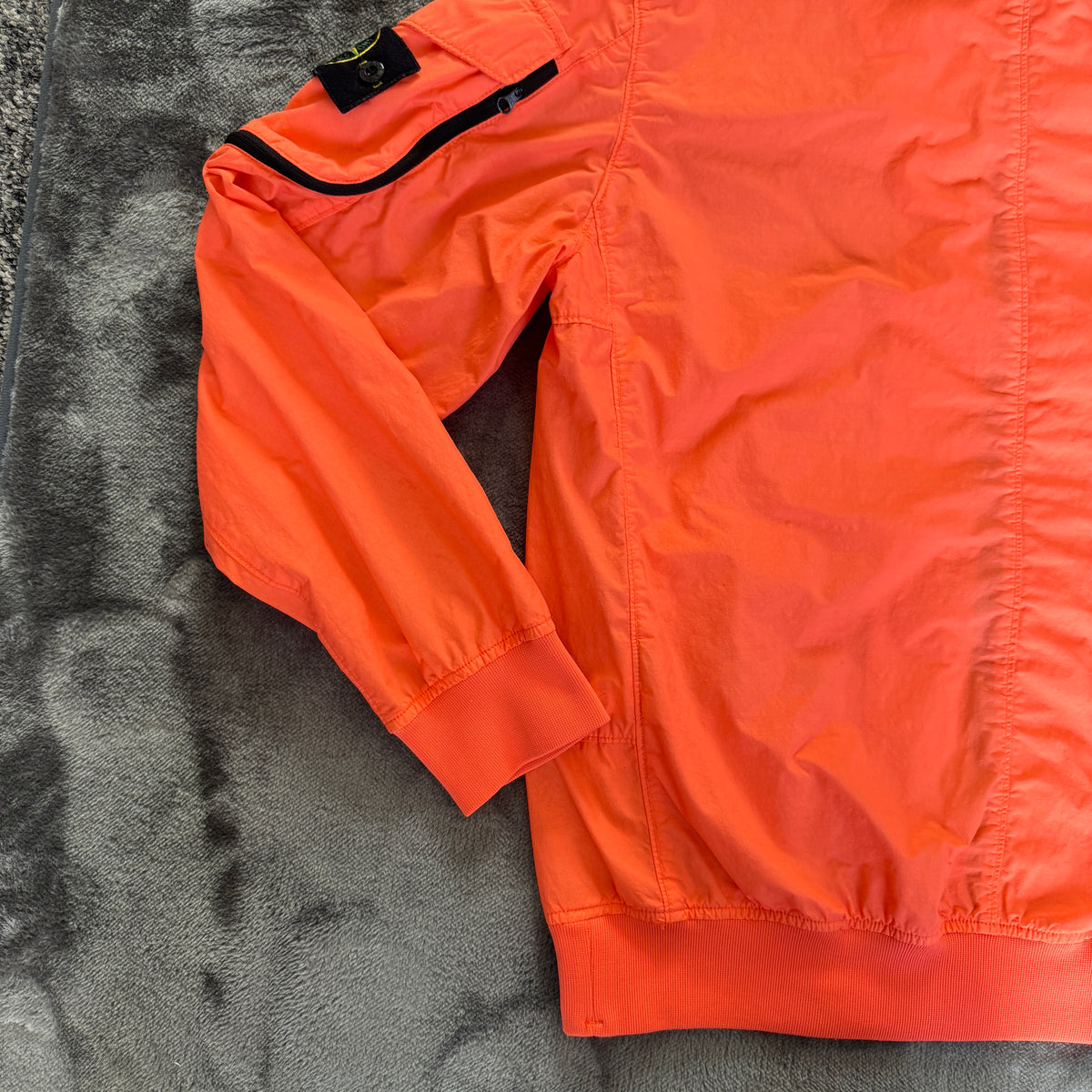 Stone Island Naslan Light Watro Hooded Jacket – Medium - Coral